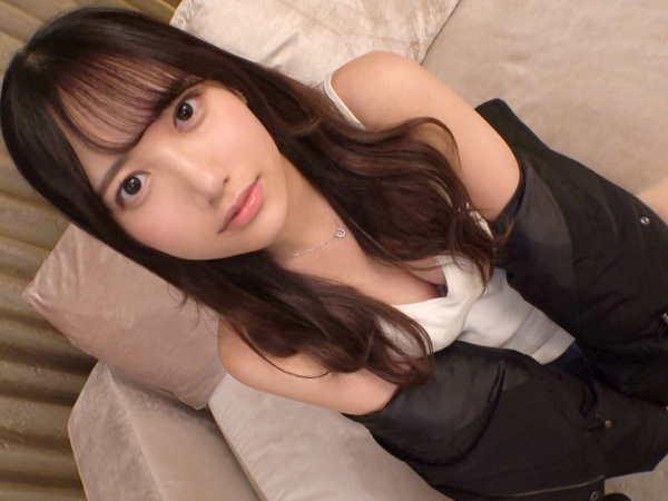 【配信者、デカチンに堕ちる】『奥まで…』戸田恵〇香似の人気配信者が、デカチンに翻弄されおまんこヒクヒク！痙攣絶頂でドスケベ本性丸出し！カメラの前で見せる本気の喘ぎがヤバすぎる！！♡