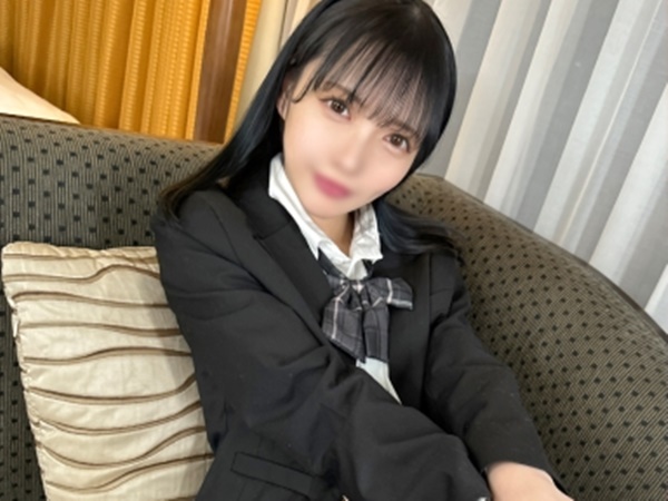 【パパ活JKの甘い罠】『おじさんの大好き♡』色白女子校生が熟年チンポに夢中！大人チンポで痙攣アクメ連発、ウブな顔してエロすぎる！