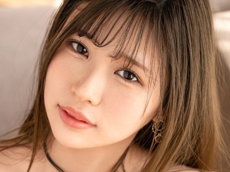 【色気ムンムン巨乳美女】『んっ…ちゅぱっ♡』キス上手な美乳お姉さんがチ○ポをねっとりフェラ！男汁を顔面にぶっかけられても、エロい舌使いでご奉仕しちゃう！