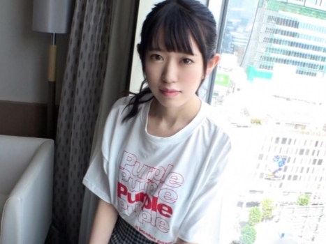 【童顔美少女に顔射フィニッシュ】めちゃカワ女子の敏感おマ○コをガン突き！ビンビンチ○ポで激ピストン、最後は濃厚ザーメンを顔にぶっかけ！♡