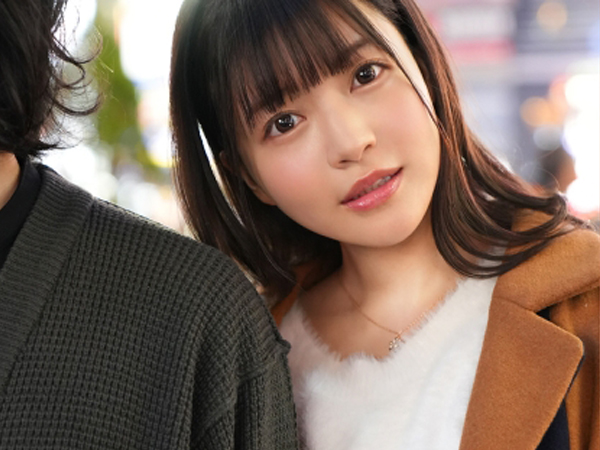 【NTR寝取られ劇】『彼氏、ごめんね…』完璧ボディの彼女が目の前で他人棒に堕ちる瞬間！笑顔が淫らな表情に変わる瞬間が最高にエロい！彼氏の目の前でイキ乱れる姿は必見！