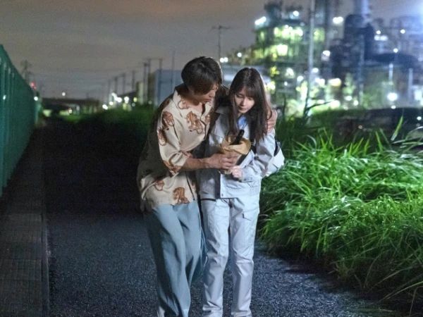 【孤独な工場女子の甘い罠】『こんな私でも…愛してる？』人付き合いが苦手な地味女子が、クズ男と恋人気分で同棲生活！工場勤務の疲れを、激しいセックスで癒されちゃう！若さ溢れるボディを好き放題に楽しむ、中出し同棲ライフ！