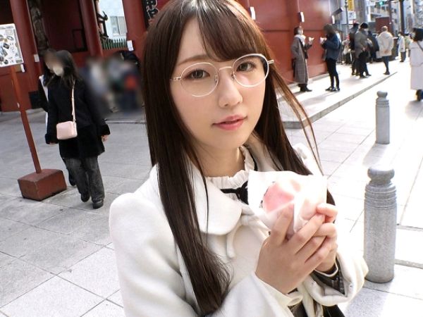 【人妻の危険なバイト】『誰にも言わないで…』30代とは思えない美ボディ人妻が、高額報酬に釣られてエッチなマッサージ体験！旦那には内緒の秘密のアルバイト♥