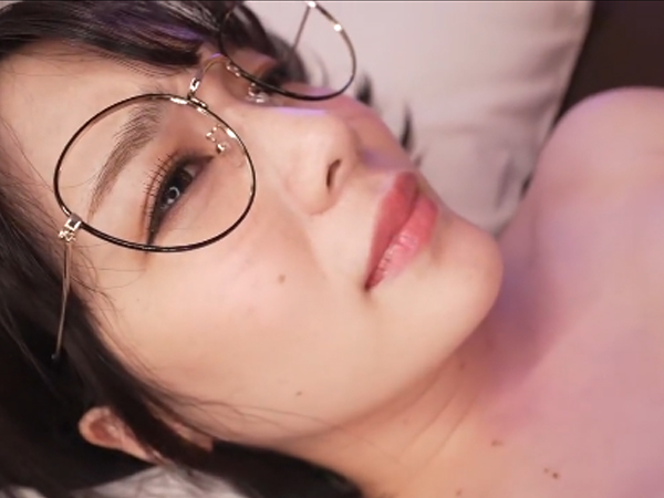 【サイボーグの性感開発】『…♡』感情のないロボットが、快楽に目覚め小刻みに震える！無表情で精液を搾り取る無言の搾精マシーンが、意外なエロさで大興奮間違いなし！！