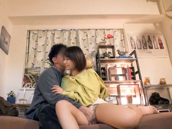 【神スタイル美女をハメ撮り】ドデカおっぱい＆スレンダー体型をカメラ付き部屋で激写！騎乗位で腰を激しく振りまくるエロ美女に生チ●ポ挿入、激ピスでイカせまくる！♡