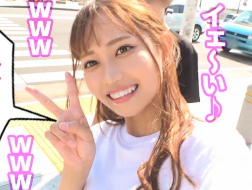 【ビキニギャルの甘い誘惑】『もっと激しくして…』19歳の天真爛漫な水着ギャルとヤリまくり！生ケツをわし掴み、騎乗位で下からガンガン突いて、ゴム無しの生々しいSEXでイキまくる！！