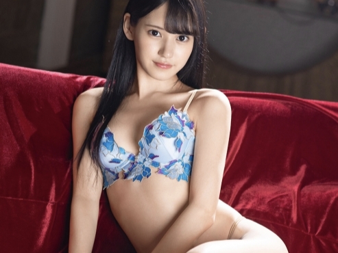 【華奢ロリ美少女】敏感ボディが肉棒に悶絶！激ピストンで子宮を刺激され、濃厚ザーメンたっぷり注入されちゃう！♡