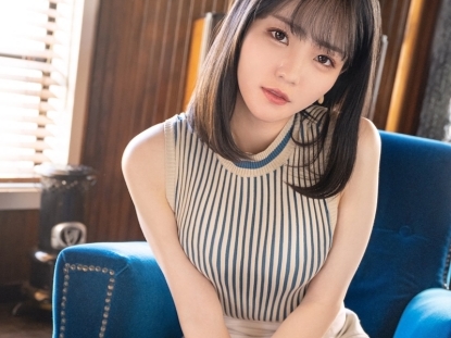 【スレンダー美ボディ】超絶美少女がイキまくり！敏感おマンコをズボズボ突かれてトロけ顔で感じまくる！細身ボディがエロく揺れる！♡